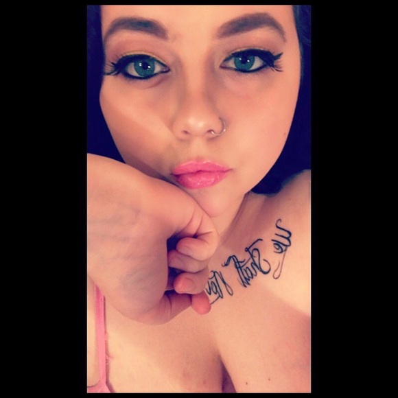 Meet your Posher, Violet. - Picture 4 of 8